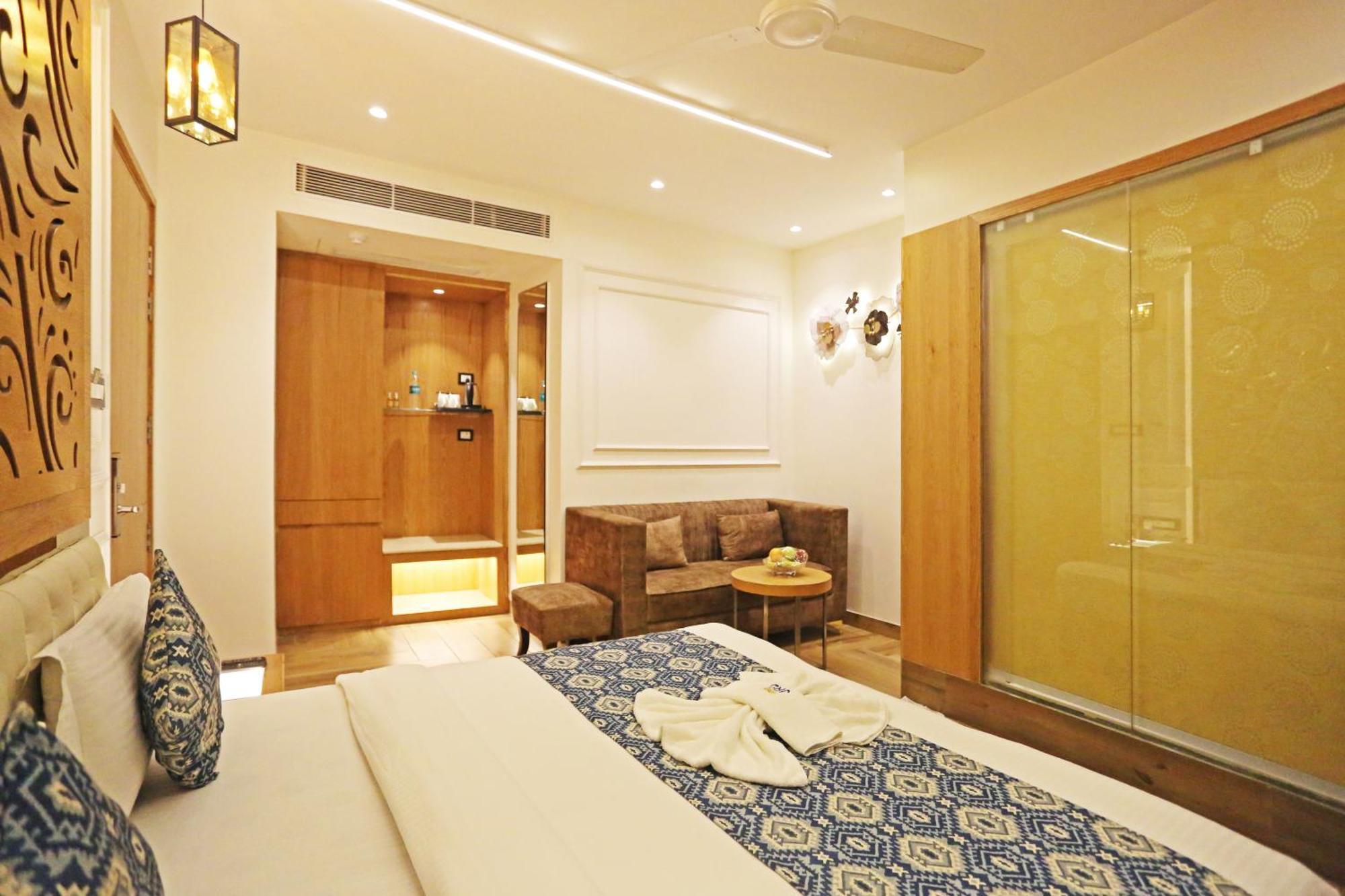 Jrd Luxury-Business Hotel Neu-Delhi Exterior foto