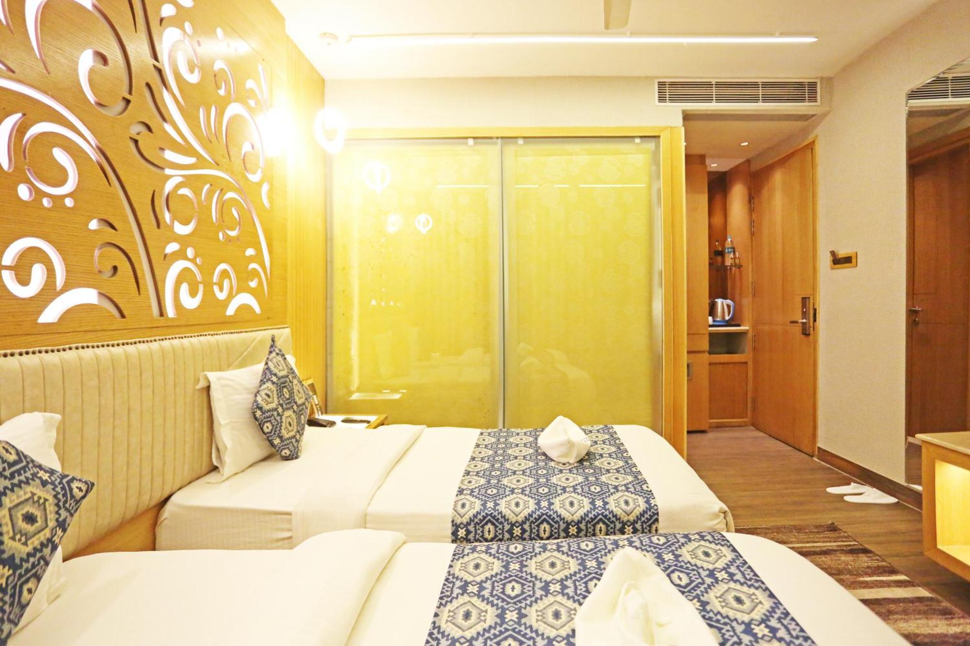 Jrd Luxury-Business Hotel Neu-Delhi Exterior foto