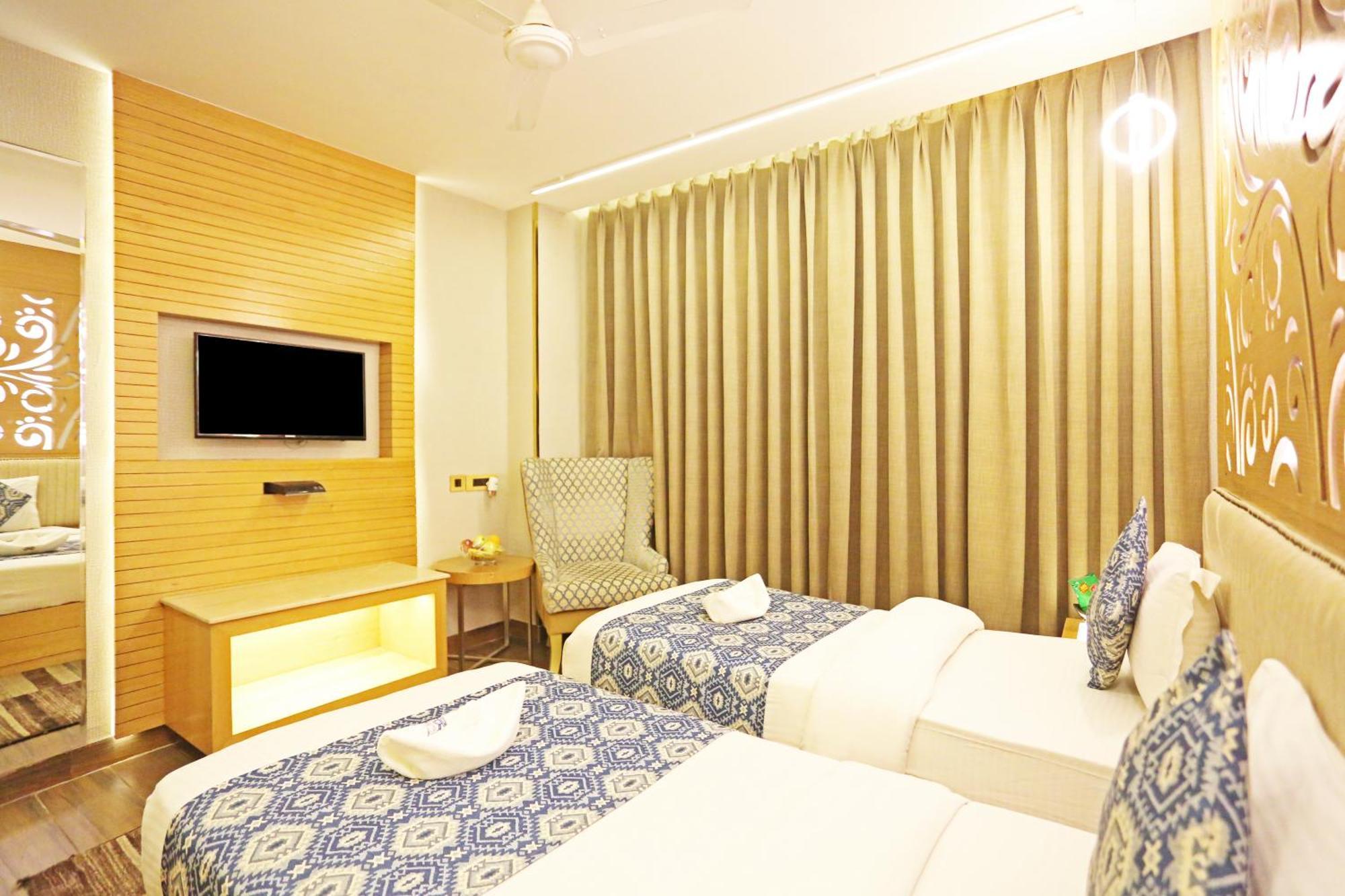 Jrd Luxury-Business Hotel Neu-Delhi Exterior foto