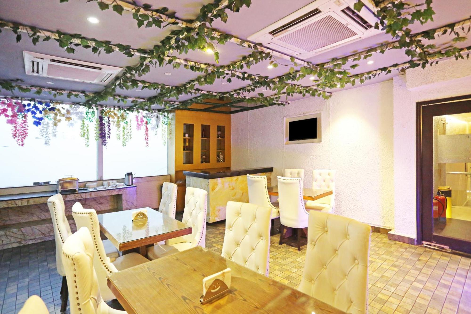 Jrd Luxury-Business Hotel Neu-Delhi Exterior foto
